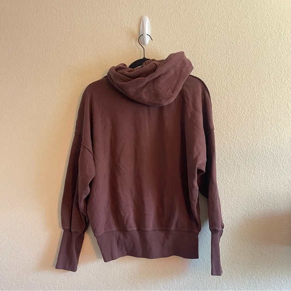 Abercrombie and Fitch Brown Hoodie Graphic Sweatshirt Oversized Womens Size XS - Picture 2 of 7